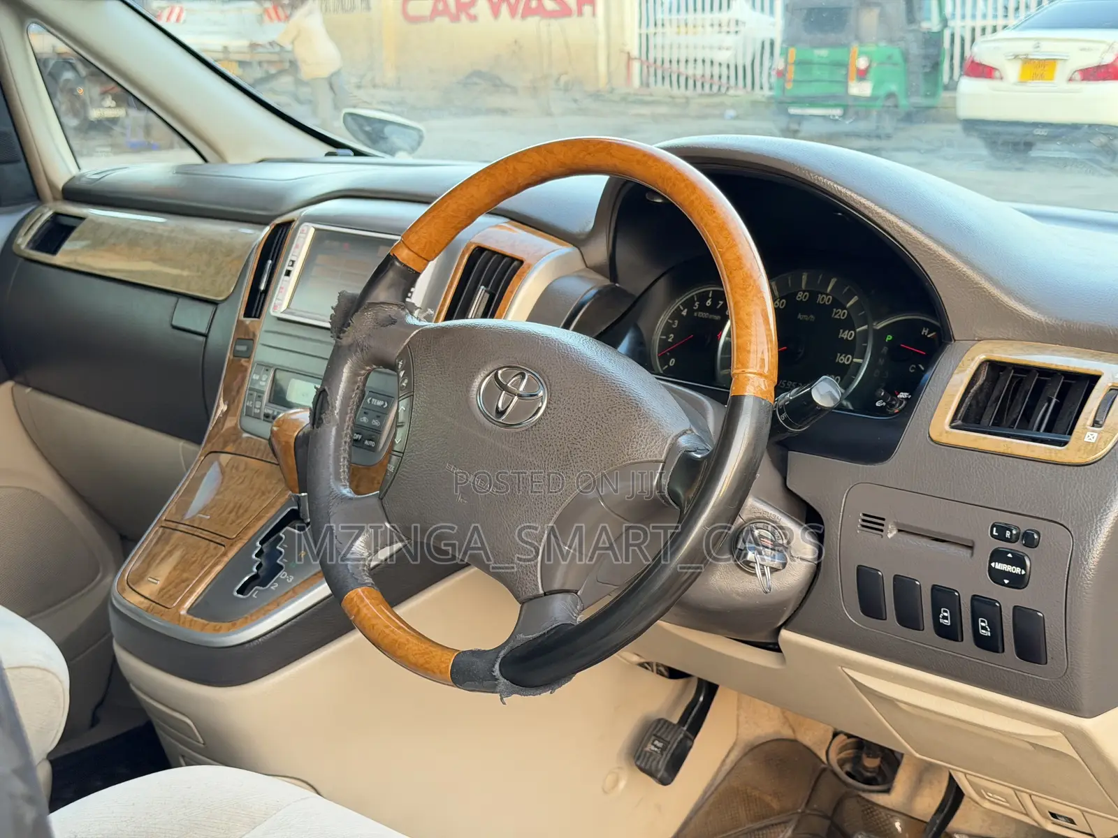 Toyota Alphard 2006