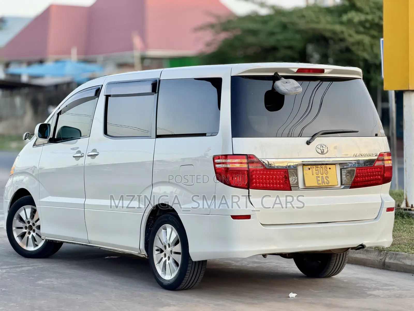 Toyota Alphard 2006