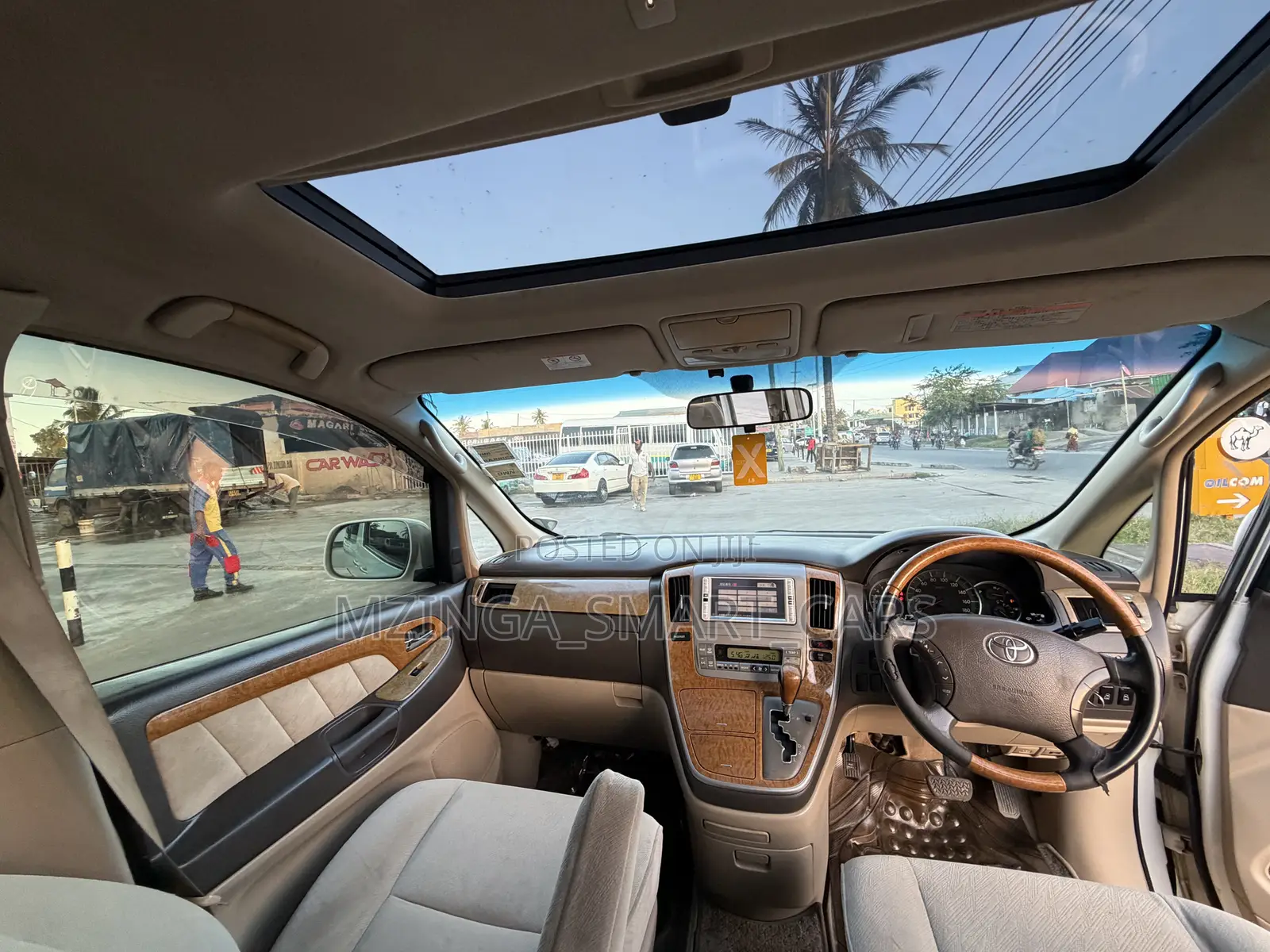 Toyota Alphard 2006