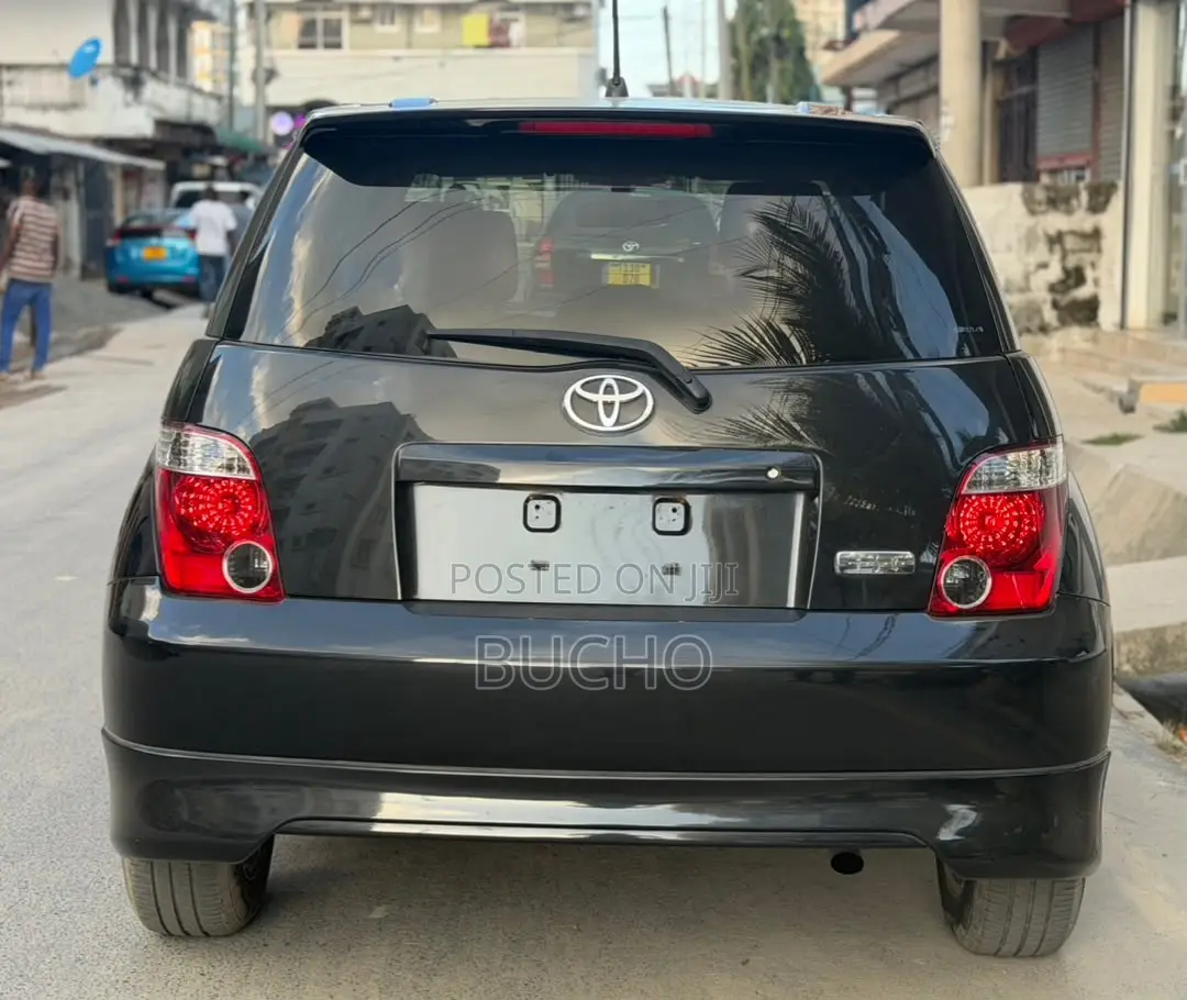 Toyota IST 2006 Black