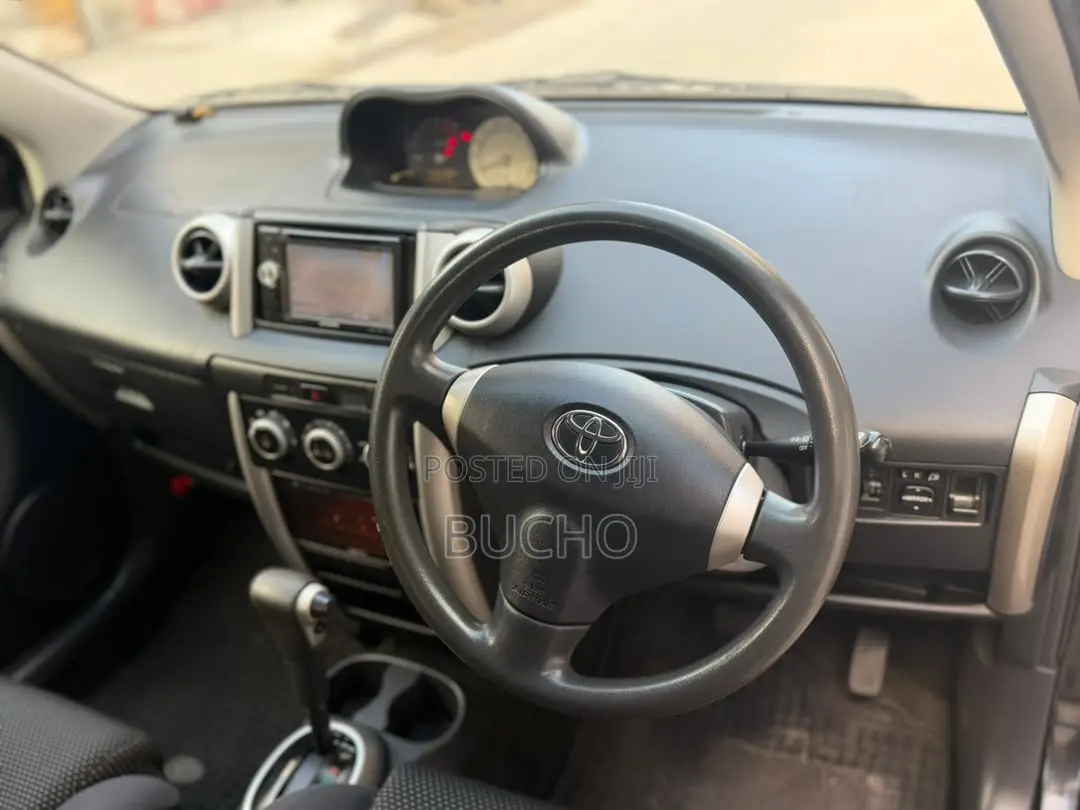 Toyota IST 2006 Black