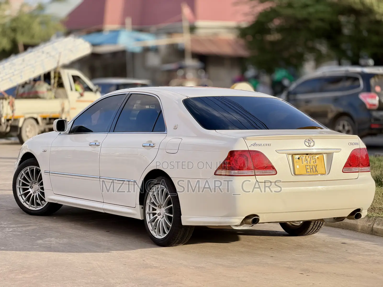 Toyota Crown Royale 2005