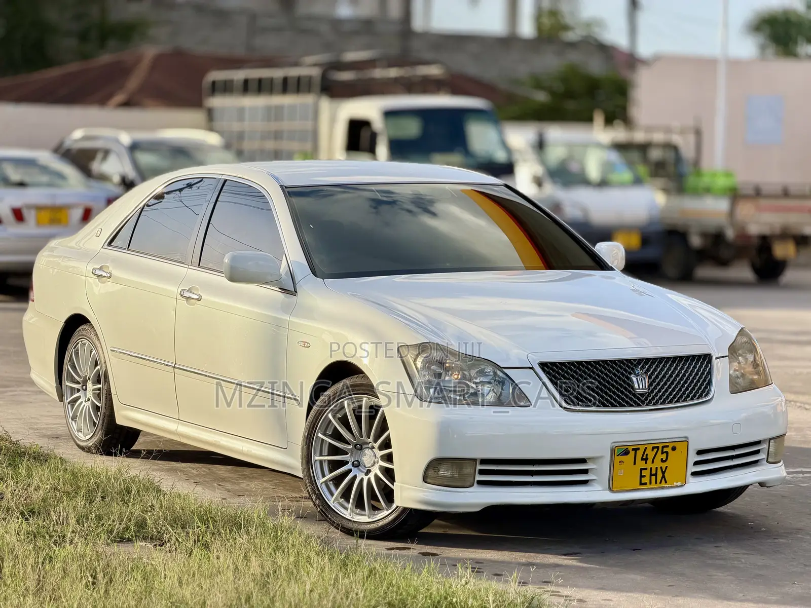 Toyota Crown Royale 2005