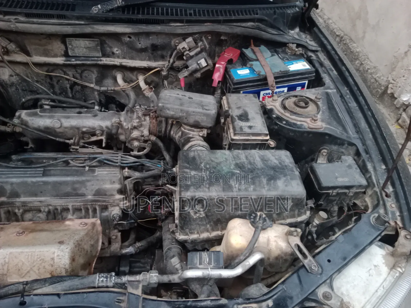 Toyota RAV4 Base FWD 1996 Black