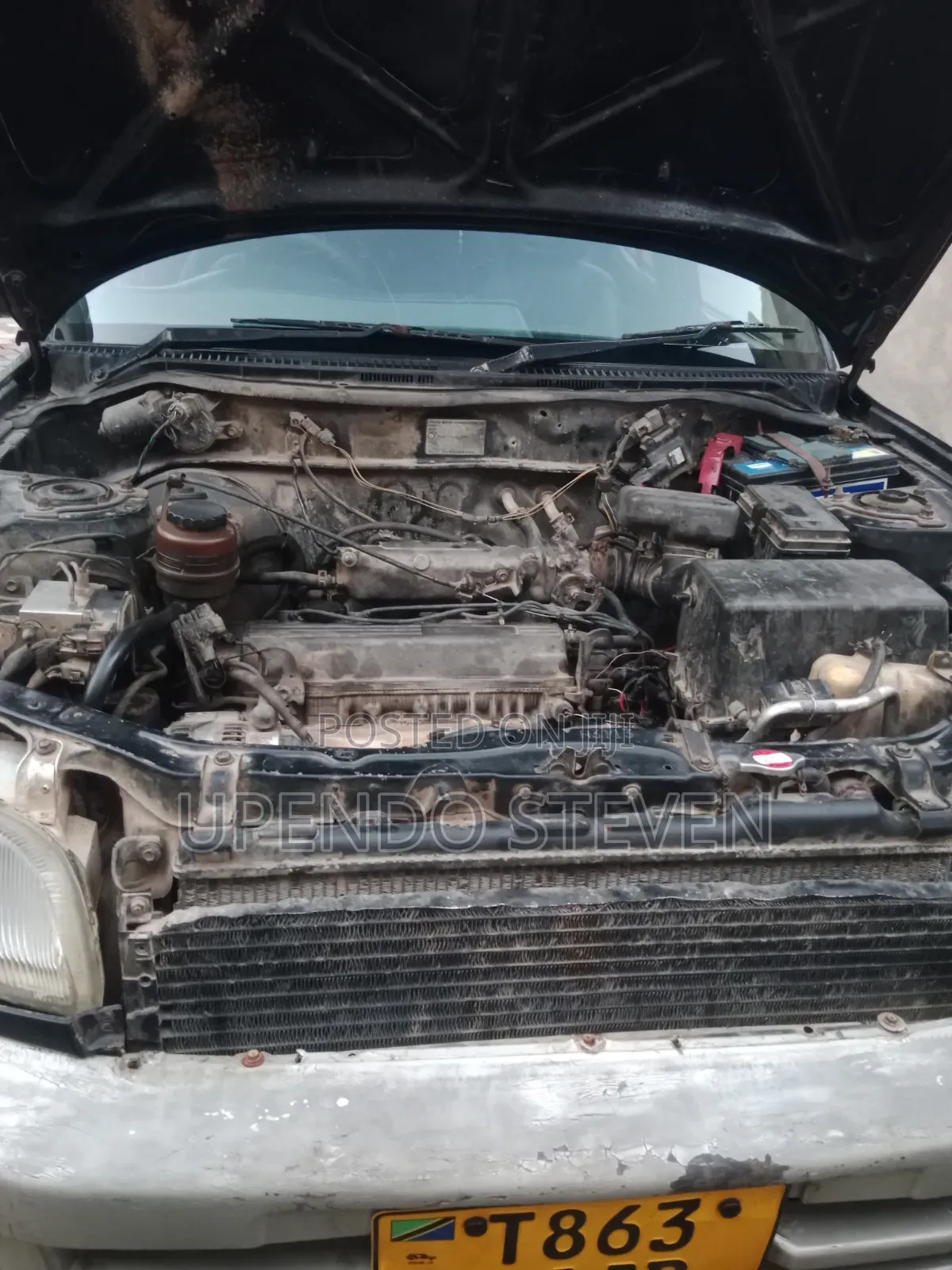 Toyota RAV4 Base FWD 1996 Black