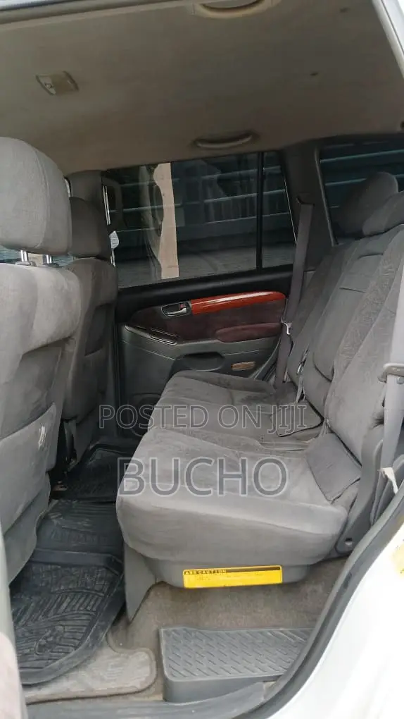 Toyota Land Cruiser Prado 2005 White