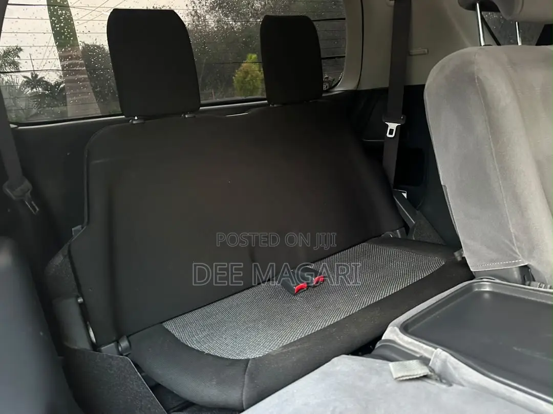 Toyota Corolla Spacio 2004 Silver
