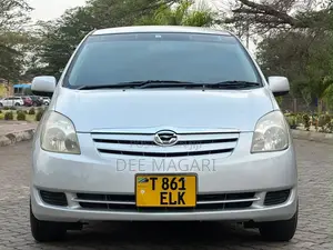 Toyota Corolla Spacio 2004 Silver