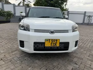 Toyota Corolla Rumion 2008 White