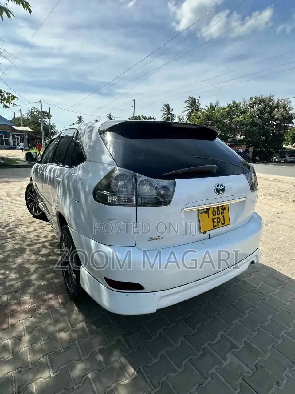 Toyota Harrier 2007 White
