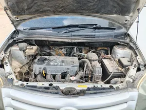 Toyota IST 2003 Silver