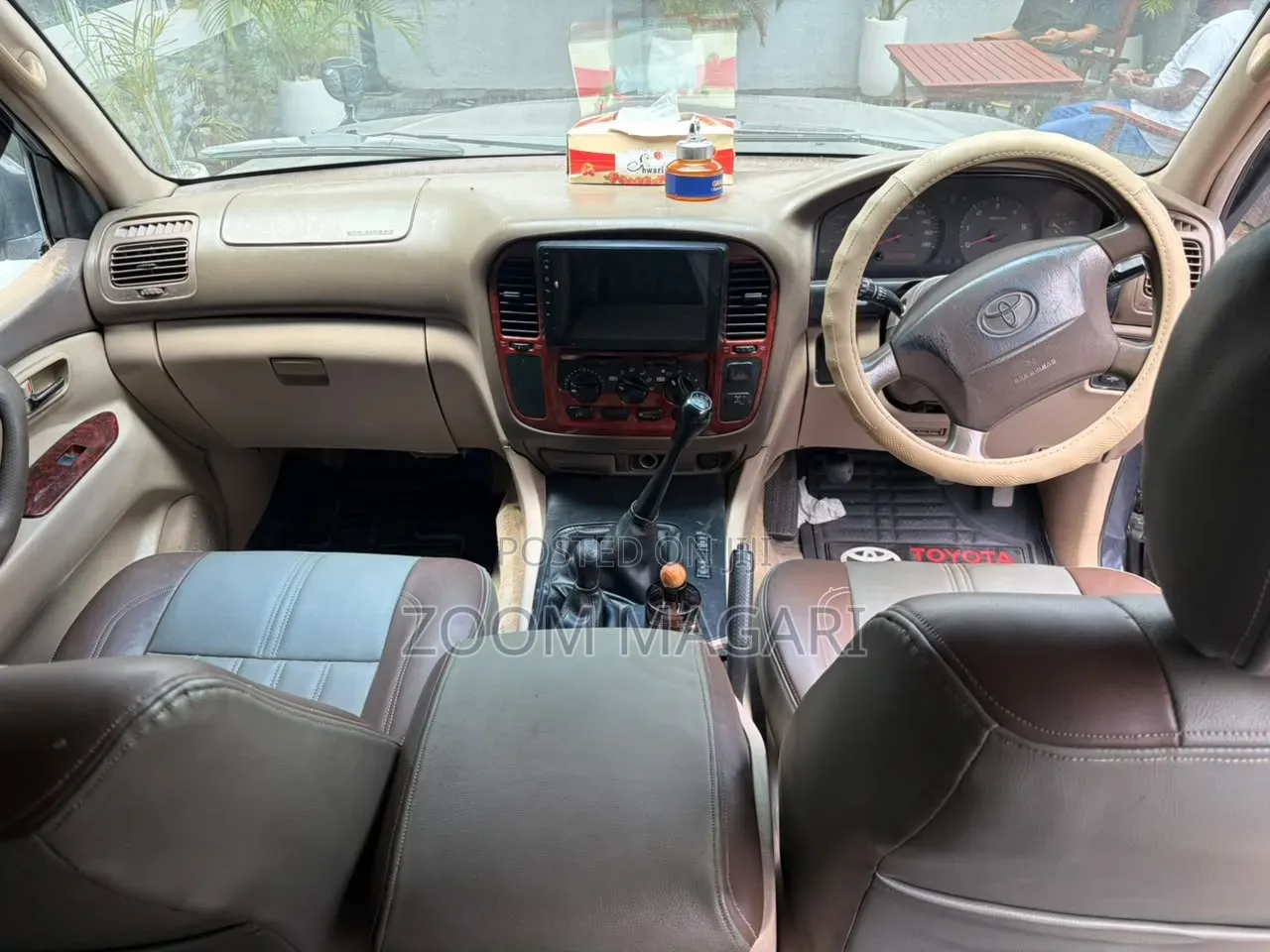 Toyota Land Cruiser 2001 Gray
