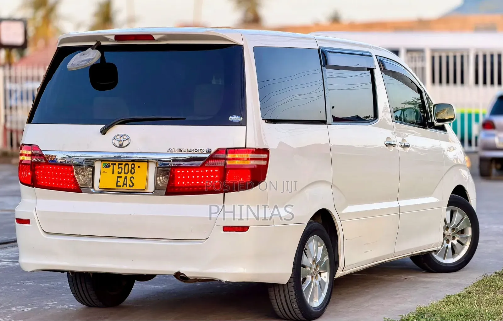 Toyota Alphard 2007 White
