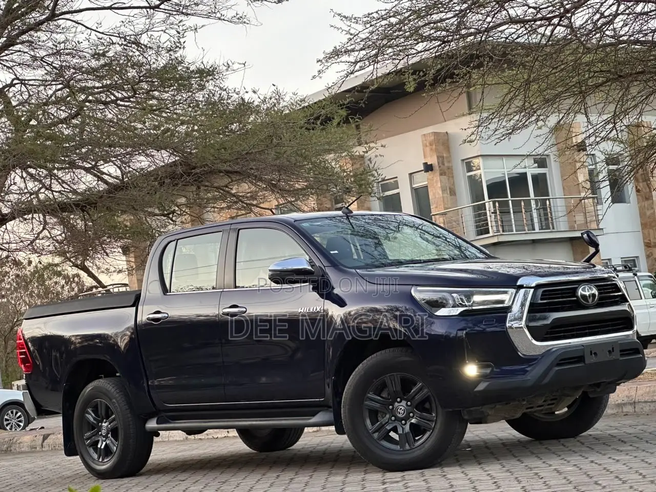 Toyota Hilux 2020 Black