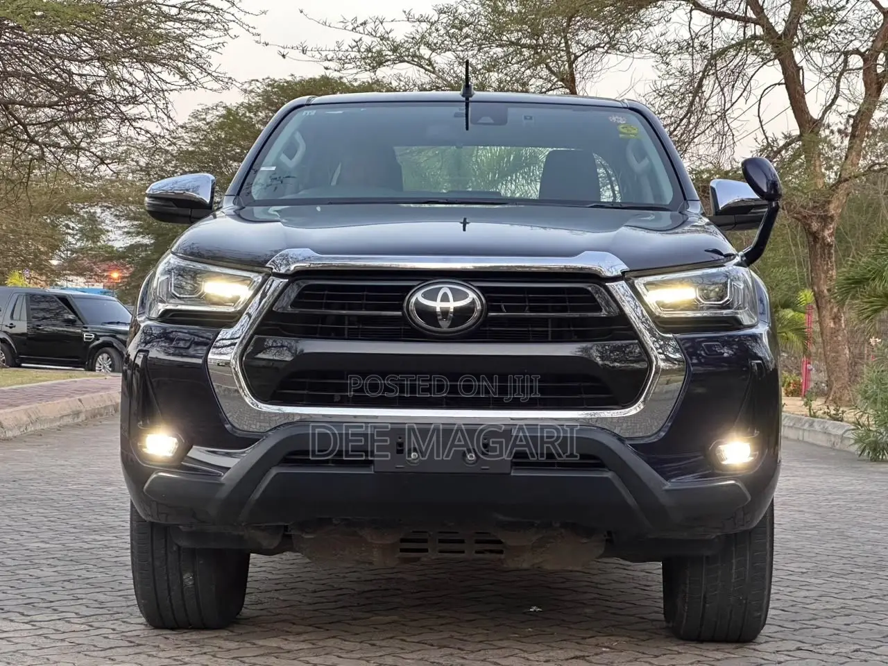 Toyota Hilux 2020 Black