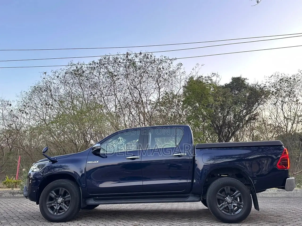 Toyota Hilux 2020 Black