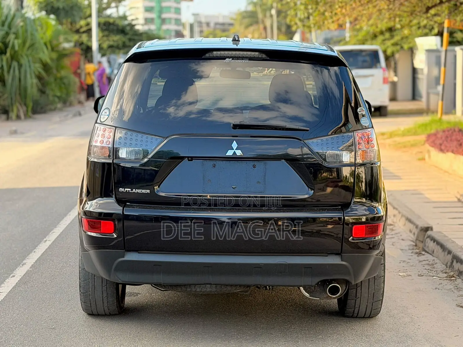 Mitsubishi Outlander 2011 Black