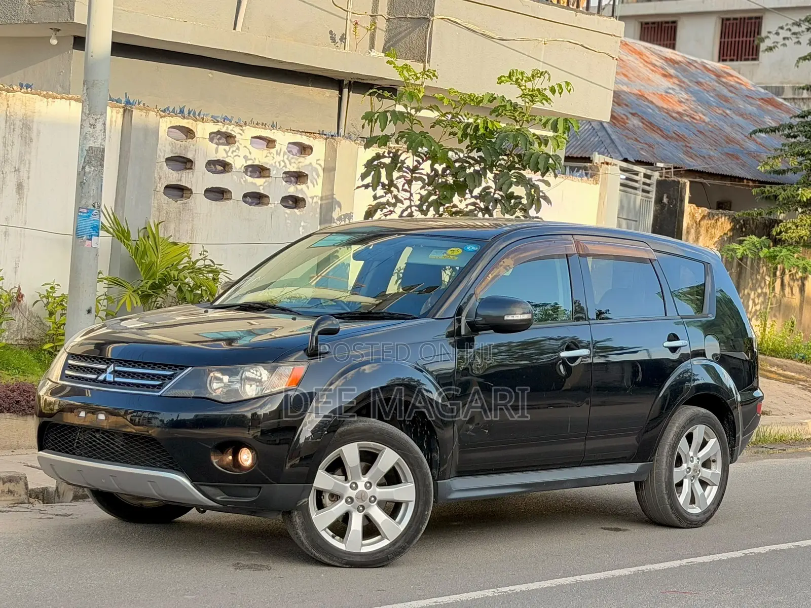 Mitsubishi Outlander 2011 Black