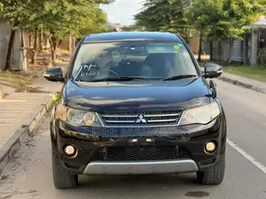 Mitsubishi Outlander 2011 Black