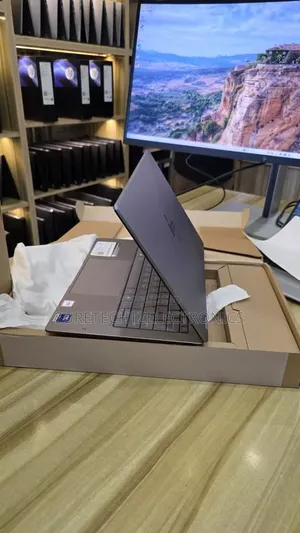 New Laptop HP OmniBook X Flip 14" 16GB Intel Core Ultra 7 SSD 1T