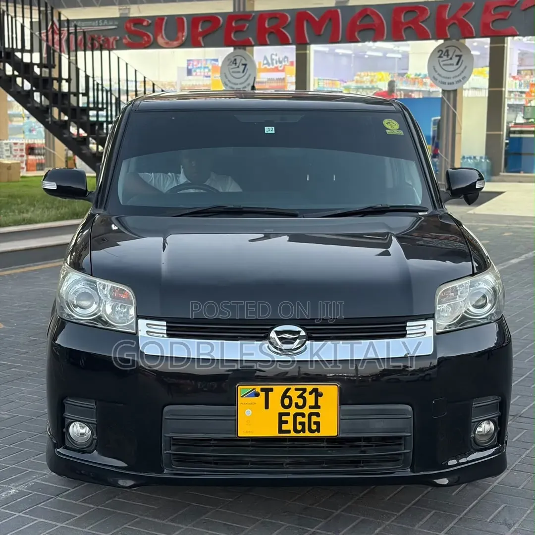 Toyota Corolla Rumion 2010 Black