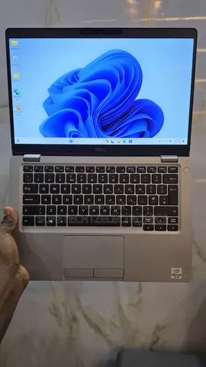 Laptop Dell Latitude 5310 16GB Intel Core i5 SSD 256GB