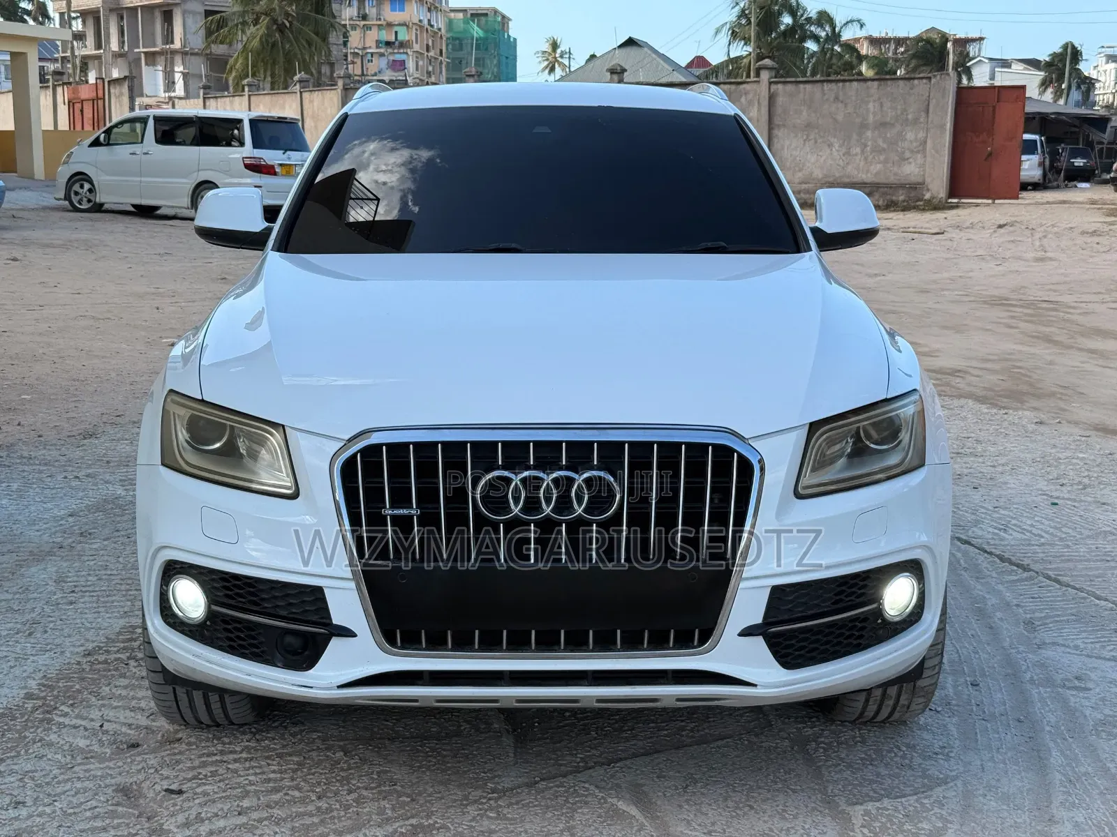 Audi Q5 2.0T Premium AWD quattro 2013 Off white