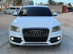 Audi Q5 2.0T Premium AWD quattro 2013 Off white