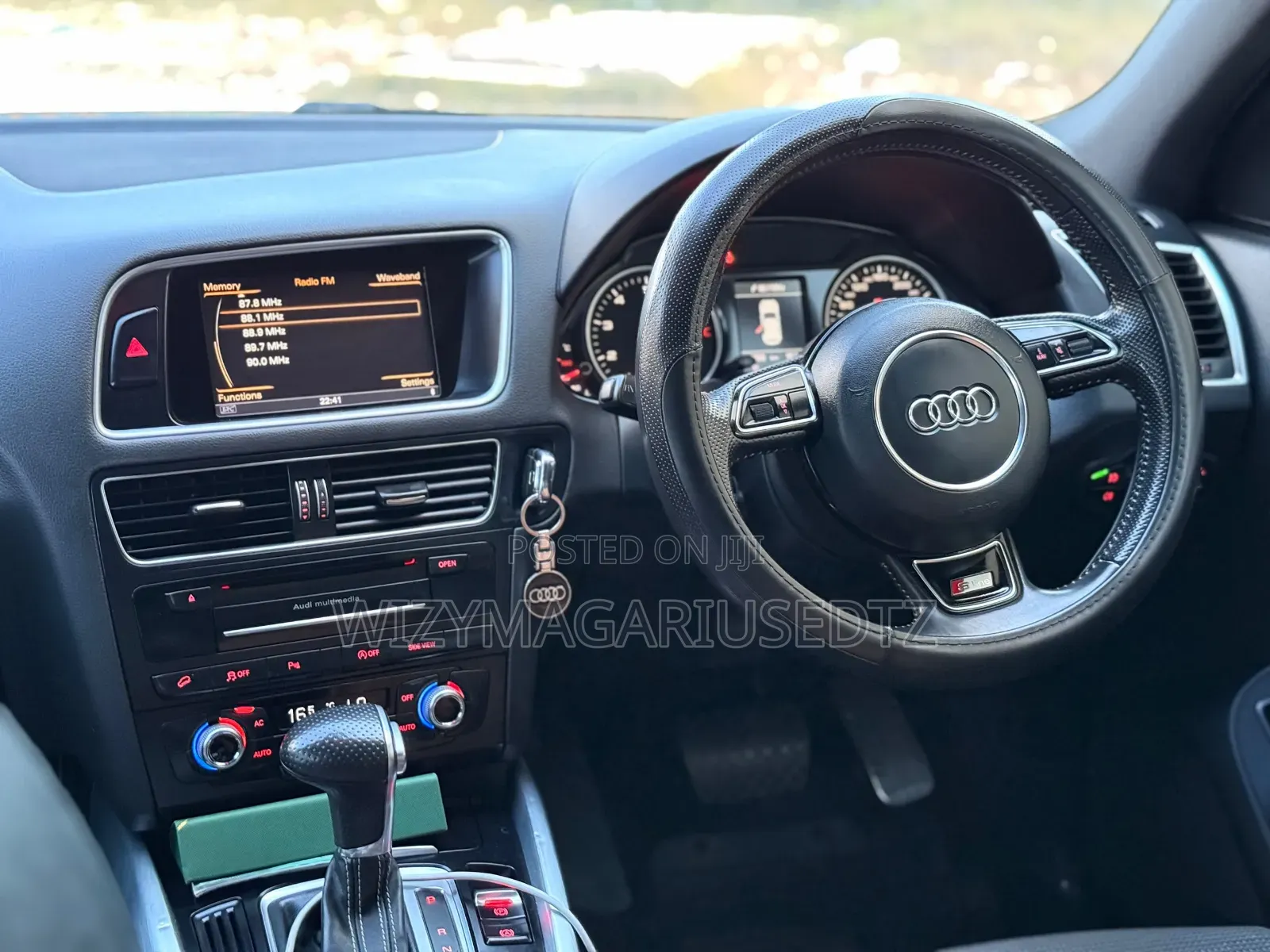 Audi Q5 2.0T Premium AWD quattro 2013 Off white