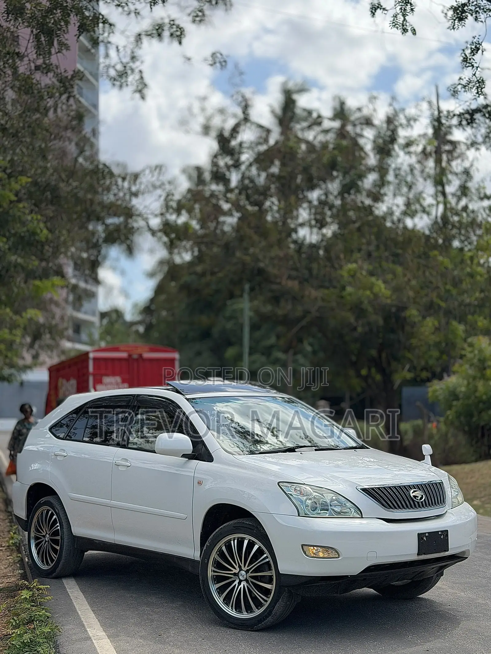 Toyota Harrier 2005 White