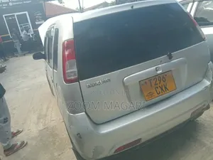 Suzuki Swift 2004 Silver