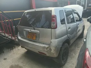 Suzuki Swift 2004 Silver