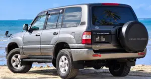 Toyota Land Cruiser 2000 Gray
