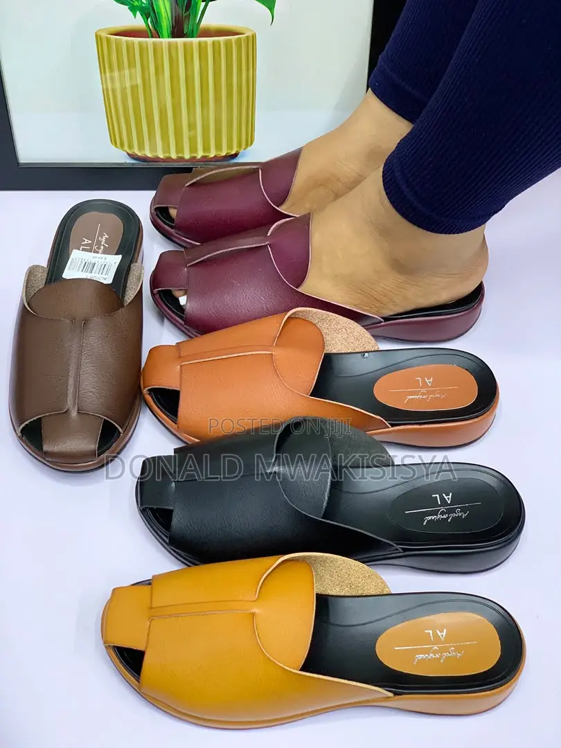 Women Open Toe Slippers - Al Design
