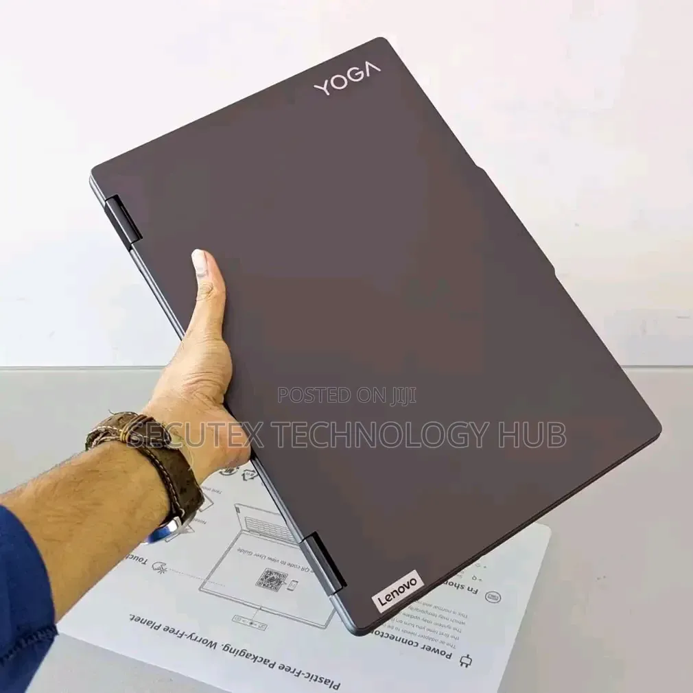 New Laptop Lenovo Yoga 7i 16GB Intel Core Ultra 7 SSD 1T