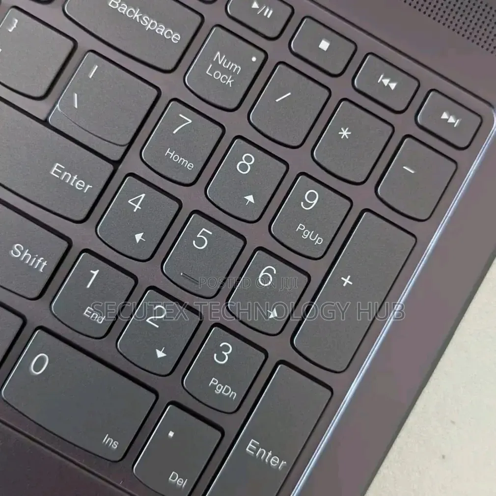 New Laptop Lenovo Yoga 7i 16GB Intel Core Ultra 7 SSD 1T
