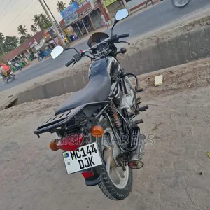 Bajaj Boxer 125 2024 Black