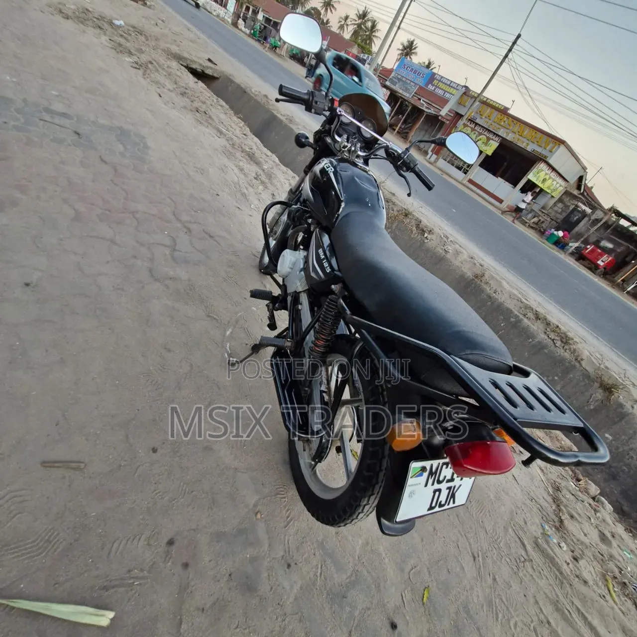 Bajaj Boxer 125 2024 Black
