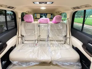 New Toyota Land Cruiser LC300 2025 White