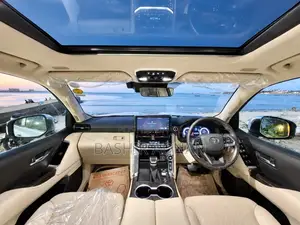 New Toyota Land Cruiser LC300 2025 White