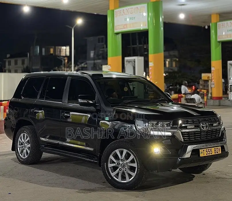 Toyota Land Cruiser 4.5 V8 TD STD 2011 Black