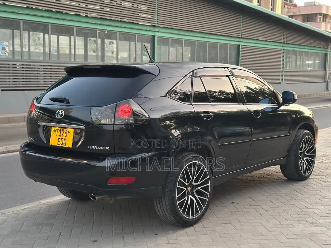 Toyota Harrier 2006 Black