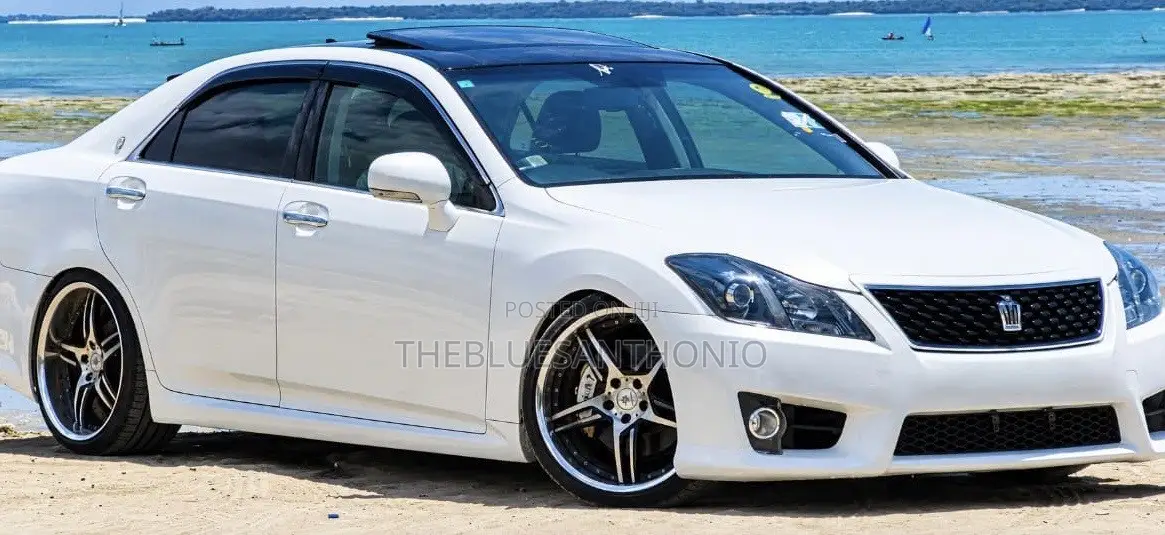 Toyota Crown 2009 Pearl