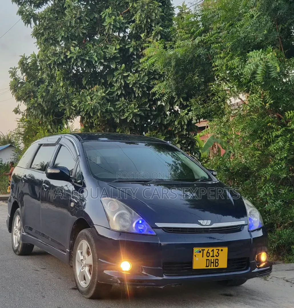 Toyota Wish 2005