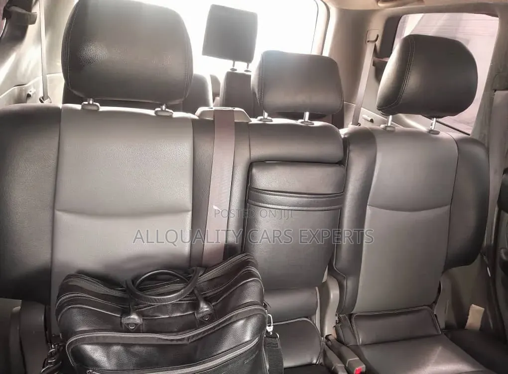Toyota Land Cruiser Prado 2001