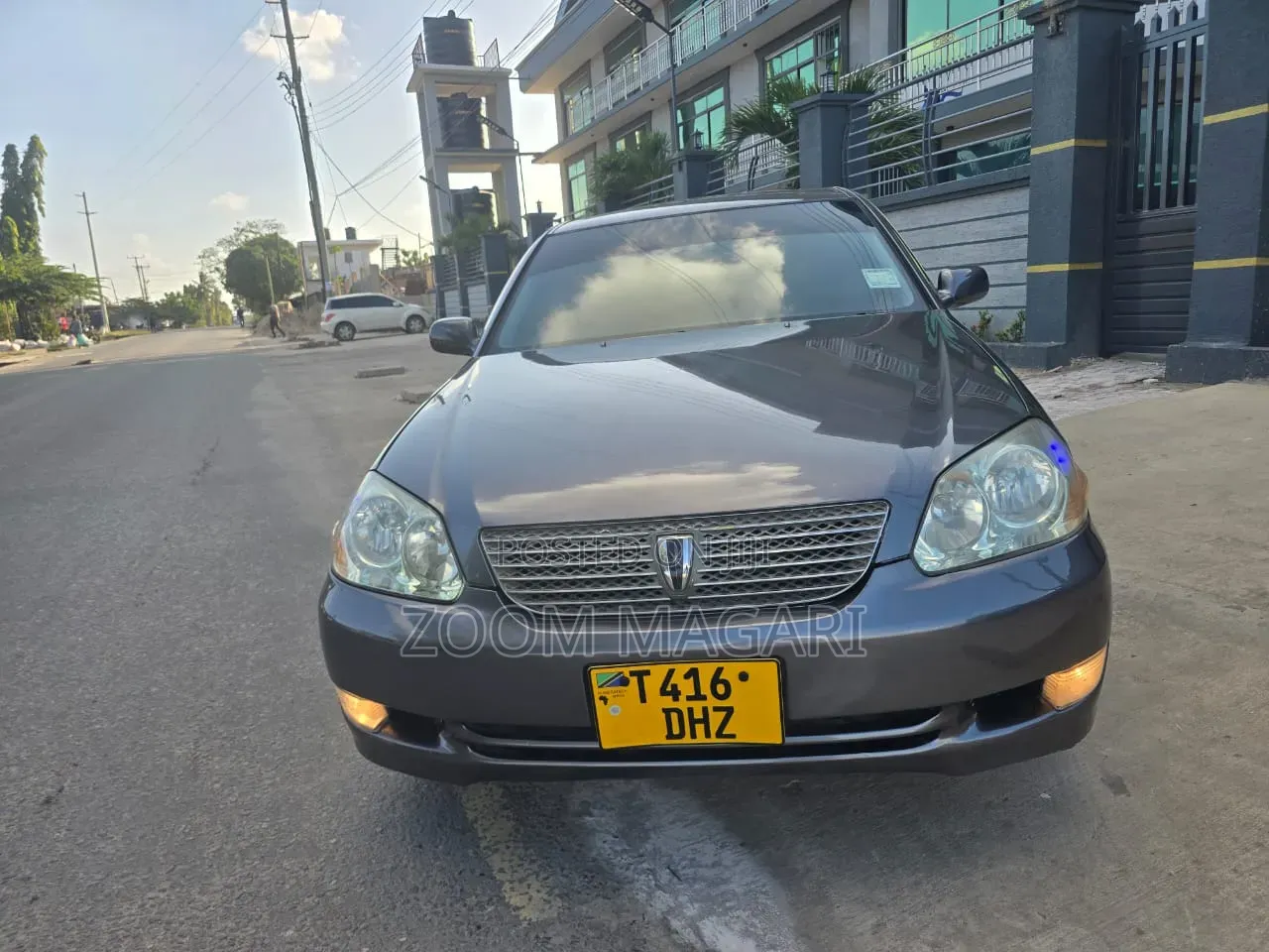 Toyota Mark II 2004 Gray