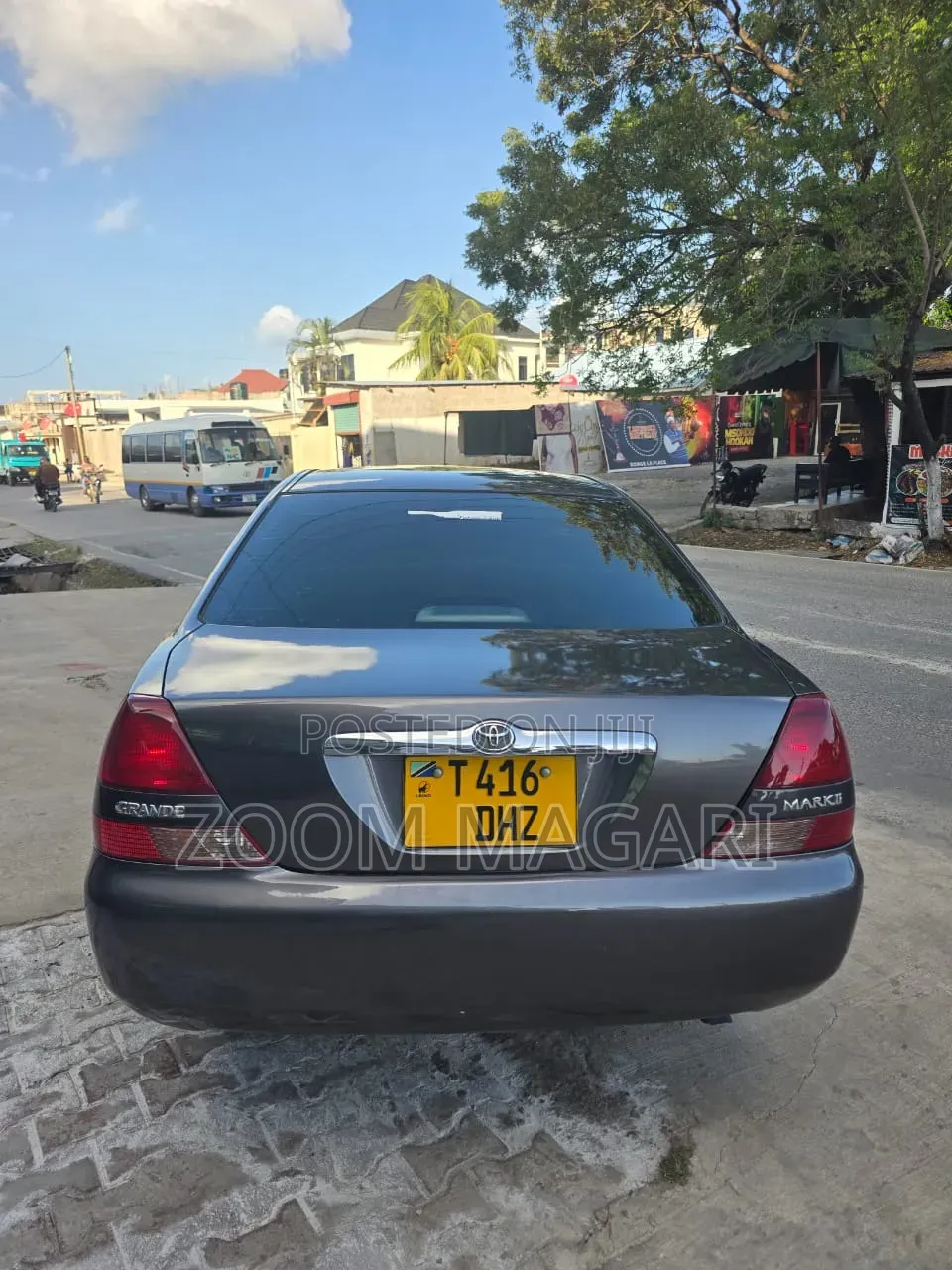 Toyota Mark II 2004 Gray
