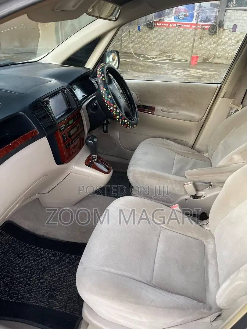 Toyota Corolla Spacio 2005 Silver