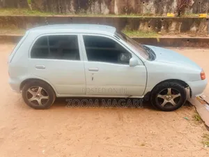 Toyota Starlet 2001 Blue
