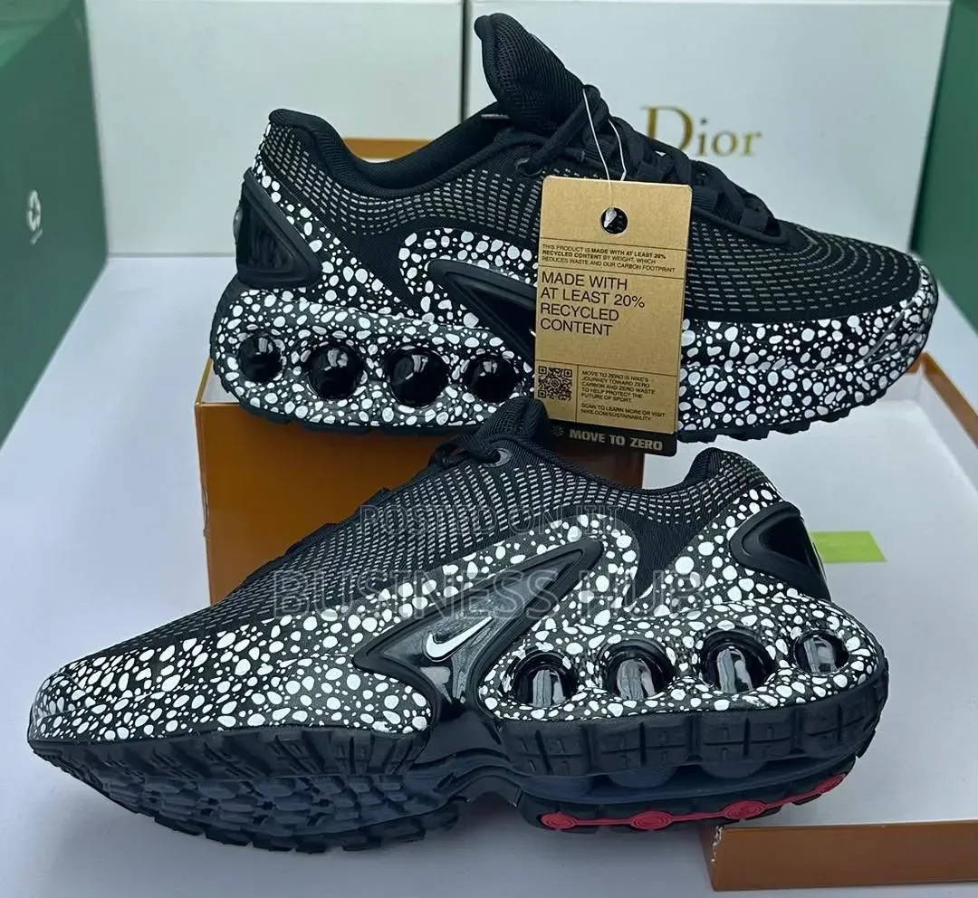 Brand Nike Dn Sneakers